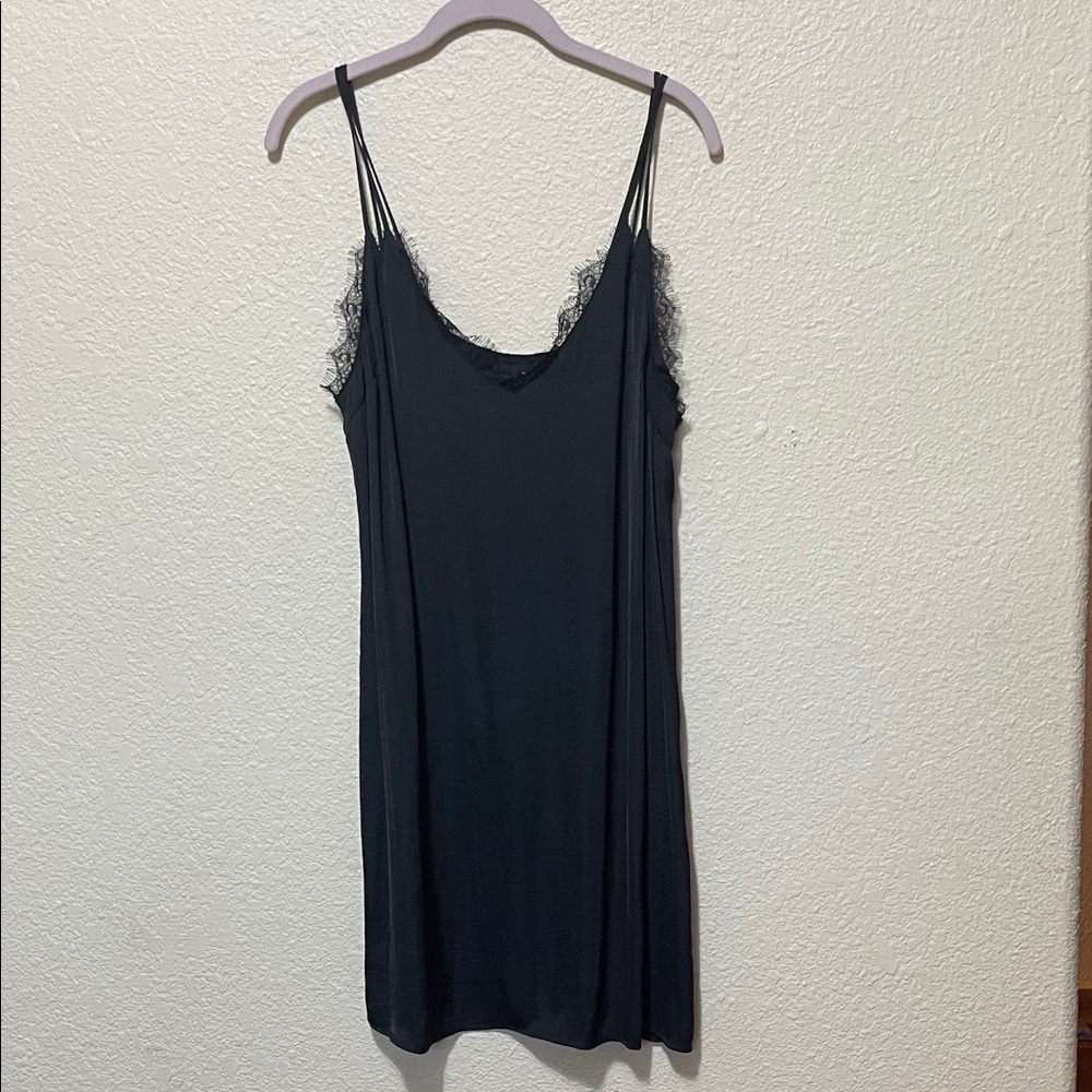 Kendall And Kylie Women's Black Nightie. NWT. Size Large.